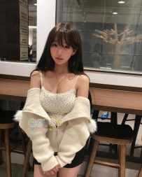 佳慧 160/45/D/20歲