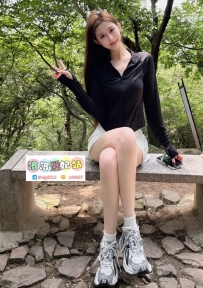 樂樂 165 /52/D/ 25歲