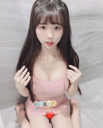 婉晴  164cm 49kg Dcup 24歲