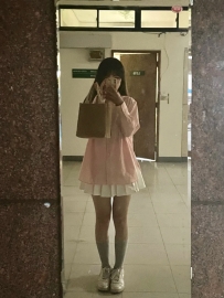📍#高雄可約｜#學生兼職｜#初兼🎀 妍妍｜160cm / 46kg / C杯 / 20歲