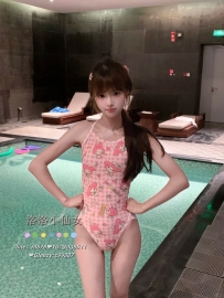 欣欣 158cm/Ccup/40kg/22歲