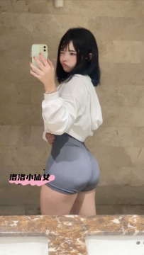 萱萱 160.C.43.21歲