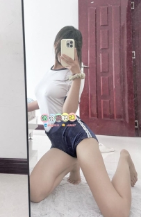 小雪 158cm 43kg Ccup 19歲